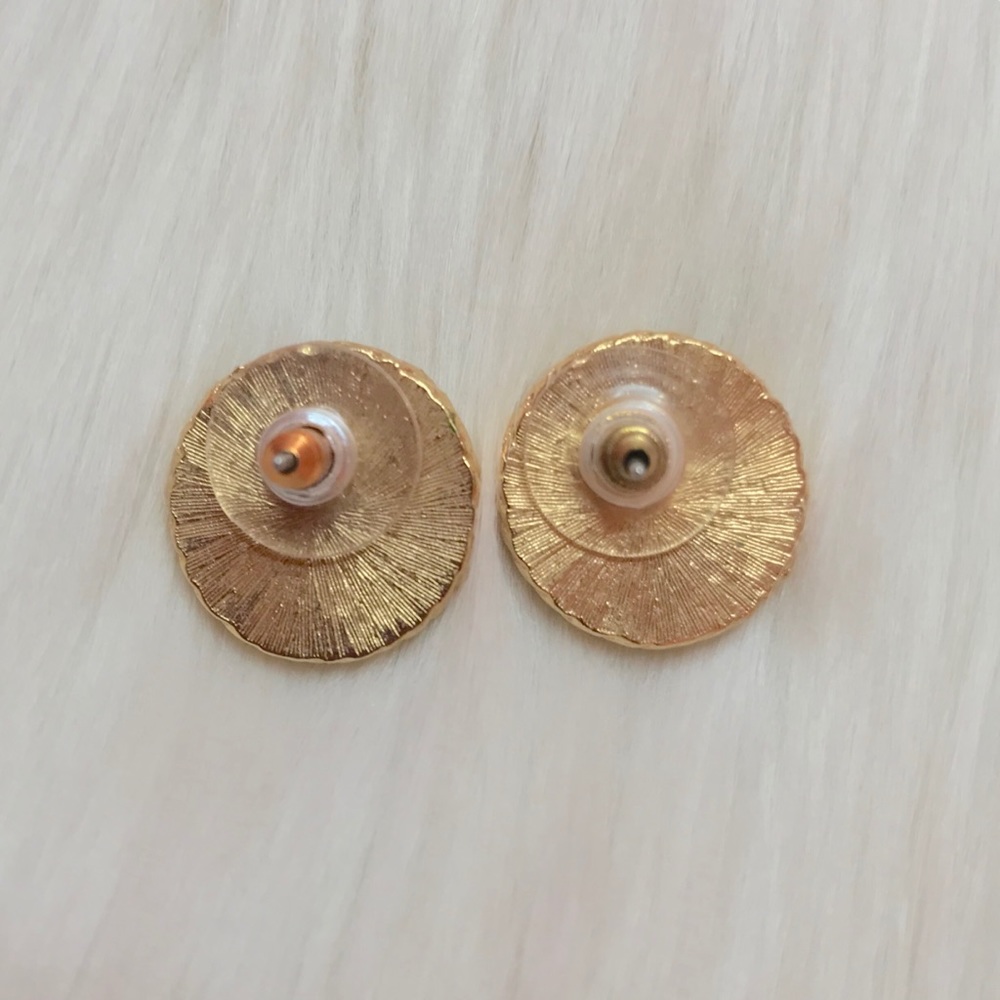 Faux Pearl Gold Stud Earrings - Picture 2 of 2